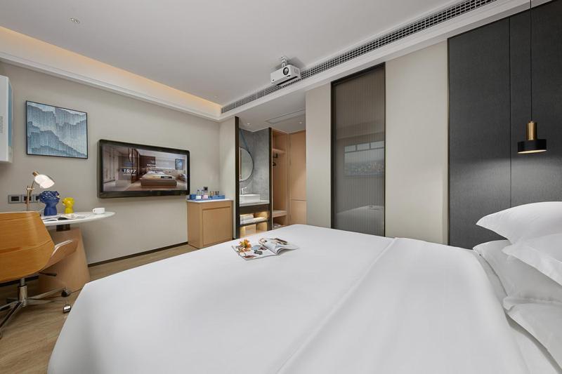 Fengyue Light Shang Hotel Guangzhou Baiyun Airport Store Exterior photo