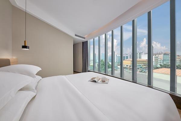 Fengyue Light Shang Hotel Guangzhou Baiyun Airport Store Exterior photo