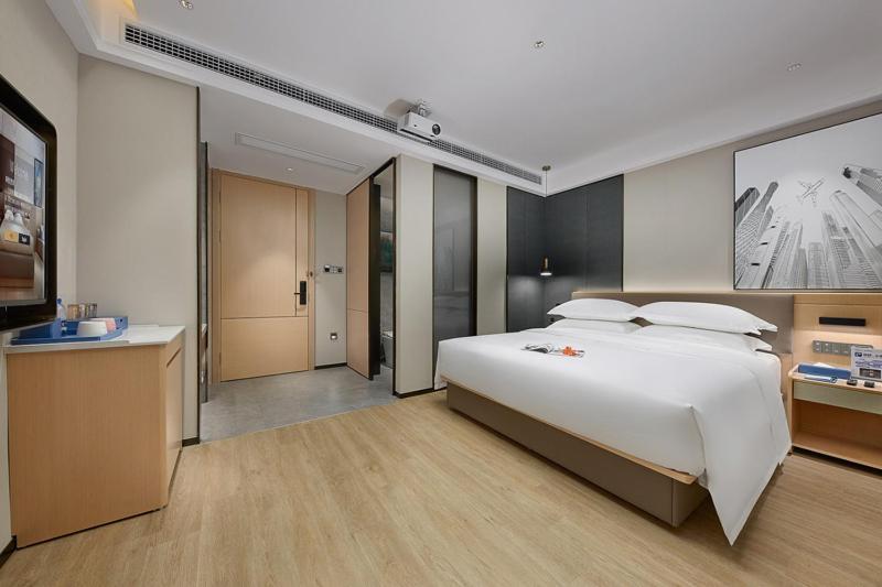Fengyue Light Shang Hotel Guangzhou Baiyun Airport Store Exterior photo